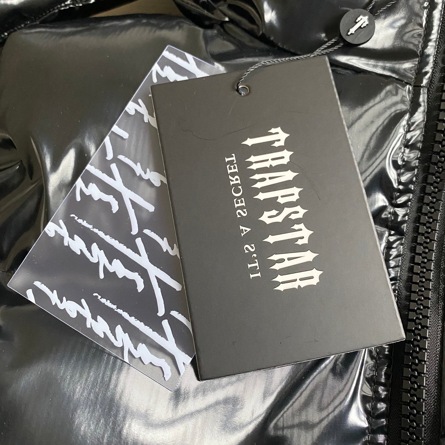 Trapstar Puffer Jacket Detachable Hooded Irongate