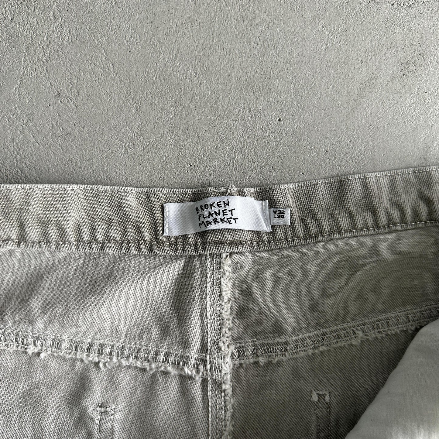 Broken P White Star Pants