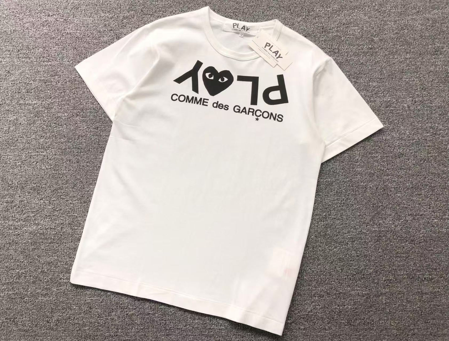 Comme des Garçons Tshirt
