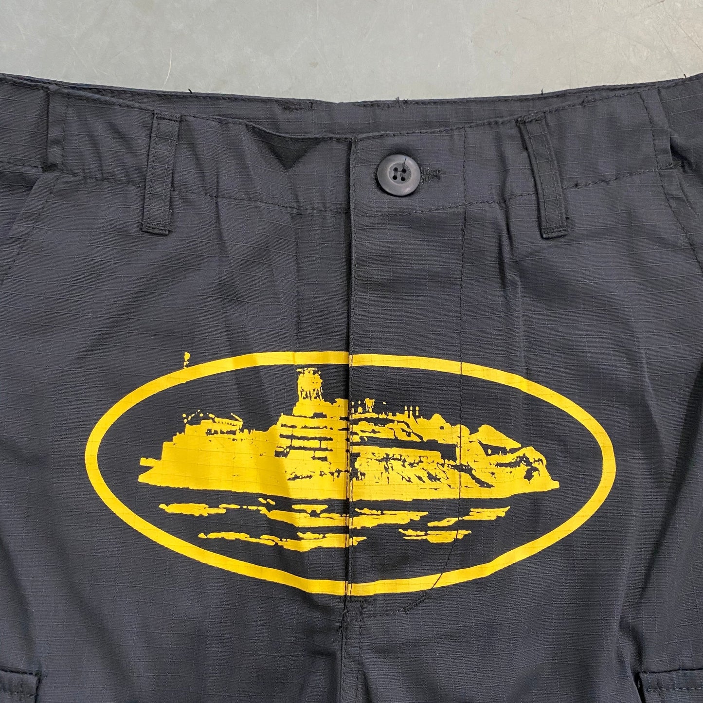 Corteiz Alcatraz Cargo Shorts v1:1